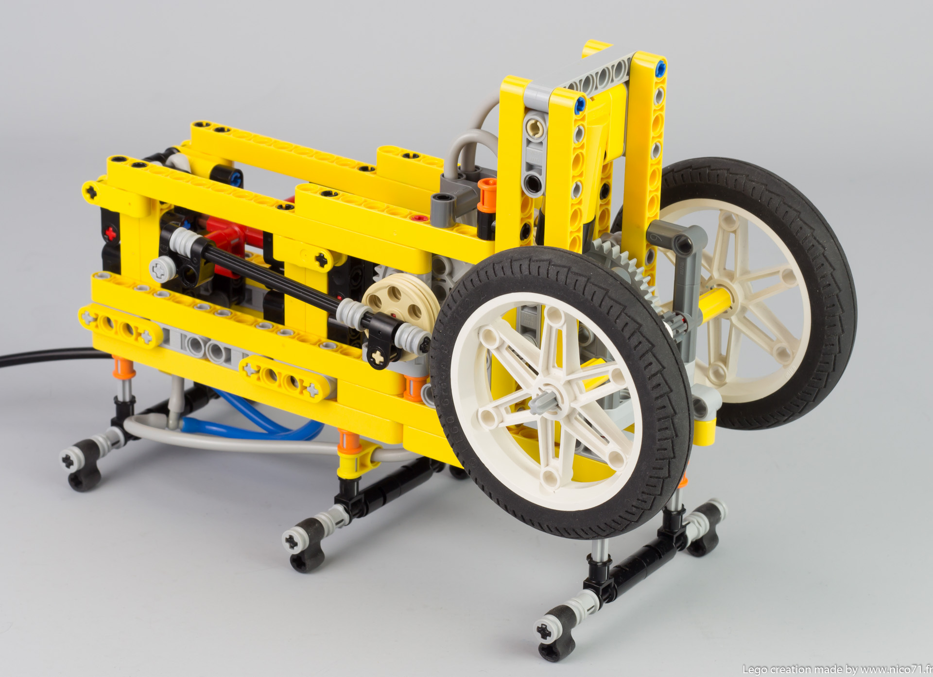Lego Switchless Engine – New Valve Design – Technic Creations